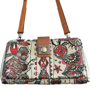 Sakroots wallet and purse. Multiple credit card slots